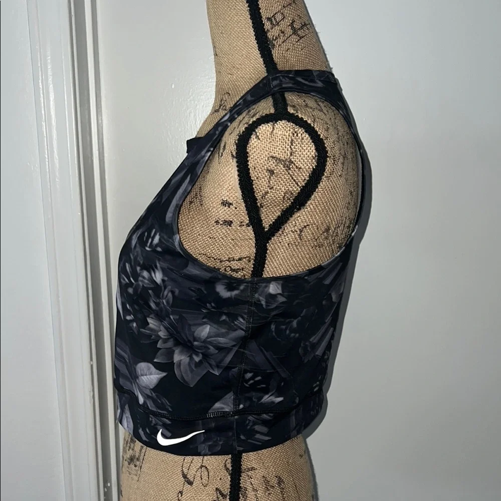 Nike Women's Black Floral Crop Top - Picture 2 of 5